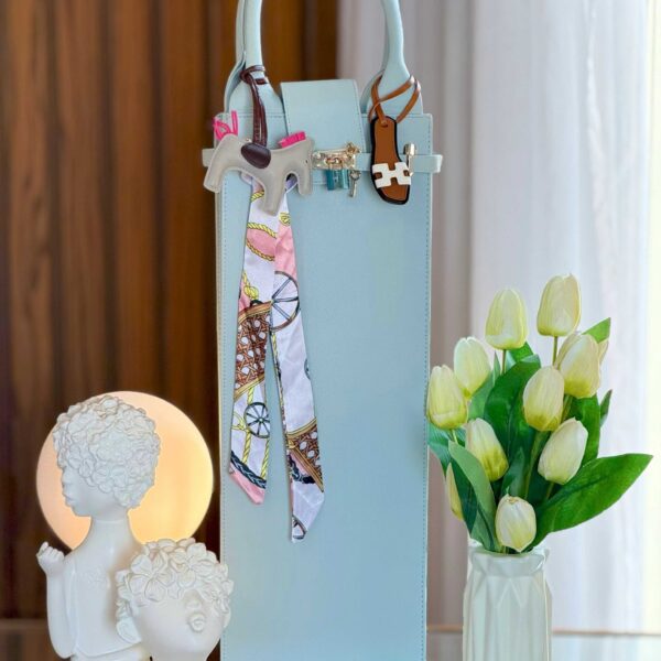 ASSIL EZZEDINE | Shisha Bag – Baby Blue